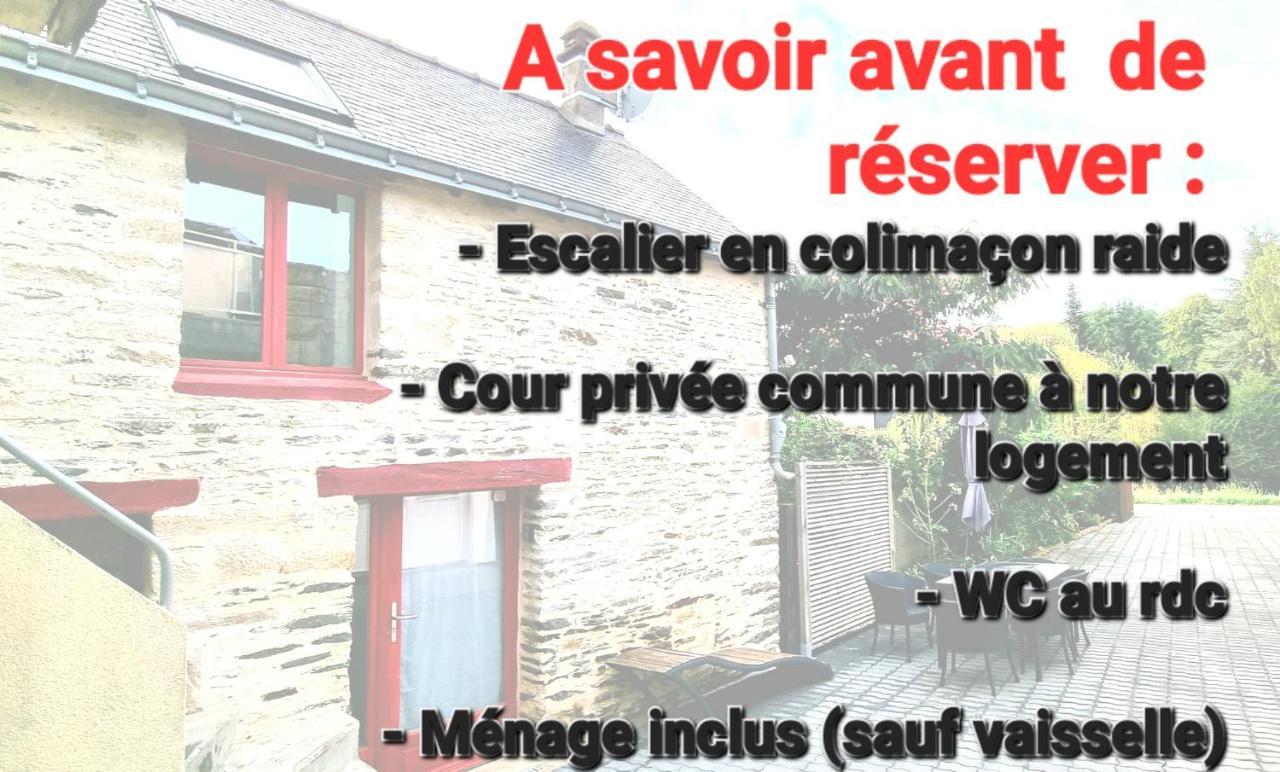 Gite Maisonnette- Et A Cote Coule Une Riviere Josselin Exterior photo